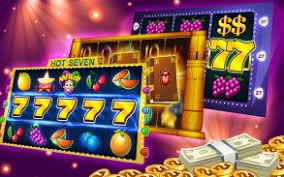 QQ22 မိုဘိုင်းအက်ပ်ဖြင့် Sportsbook ကစားနေသောမြင်ကွင်းနှင့် phone screen display